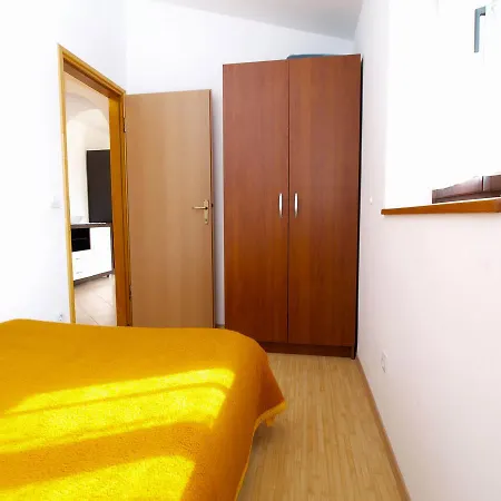 Apartment Ivan 1031 Fažana