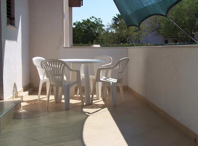 Appartement Ivan 1031 *